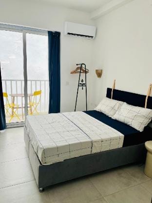 Modern Sea View Duplex - Sliema Centre - Malta Apartment in Sliema