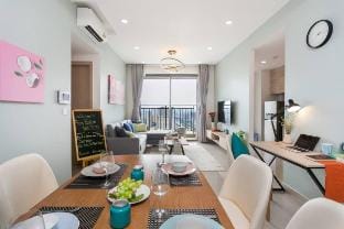 3BR Apartment RiverGate with city center view CBD Apartment in Ho Chi Minh City
