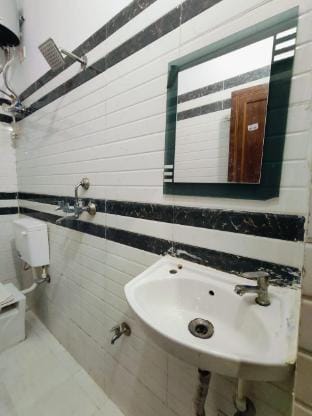 Luxury One Room with Ghat View - 201 Vacation rental in Varanasi