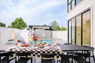 Viva Fun Pool Villa Pattaya พูลวิลล่าพัทยา  Villa in Pattaya City
