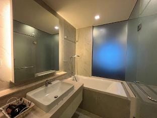 Astra Suite/12thFloor/RooftopPool/NightBazaar/City Apartment in Chiang Mai