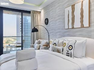 bnbme | Gold Crest Views 2 | STUDIO Apartment in Dubai