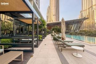 bnbme | Grande Signature | 3 BDR + Maids Room Apartment in Dubai