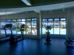 Spacious Studio unit with Balcony and Seaview Apartment in Lapu-Lapu City