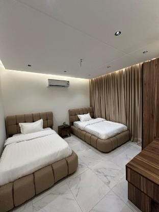 Modern 3-Bedroom Apt | Self Check-in - دار اصيل Vacation rental in Jeddah