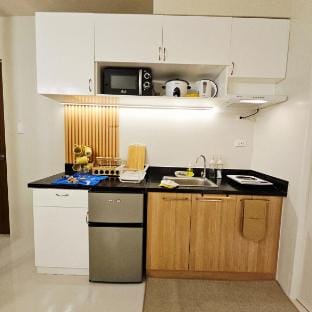 Lumière Soleia 1BR Sunset View 6p Vacation rental in Caraga