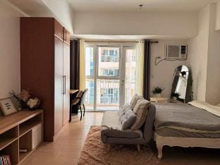 Venice Vista Lodge - Staycation in BGC / McKinley Vacation rental in Makati