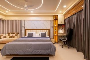 Luxury Studio near Kolkata Airport | Wi-Fi,kitchen Apartment in Kolkata