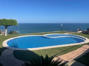 LUJOSO ATICO-DUPLEX FRENTE AL MAR Apartment in Valencian Community