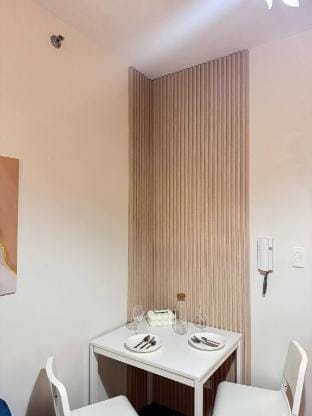 Entire Room in Makati Center with FAST WIFI Apartment in Makati