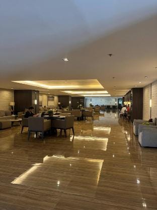 Entire Room in Makati Center with FAST WIFI Apartment in Makati