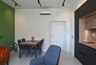 Steps from Palace & Riva - Old Town Pine Apartment in Split