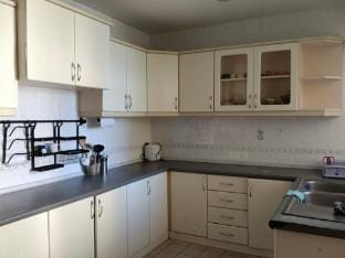 3R Balcony & WiFi Haven Apartment in Kuching