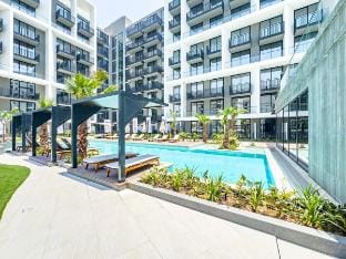 Modern Studio in Arjan w/ Pool & Gym Vacation rental in Dubai