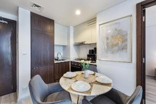 Elegant 2BR DAMAC Vera tower Business Bay Dubai Vacation rental in Dubai