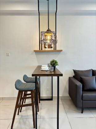 KSL Modern Studio 1-2Pax #Daya#Austin#Ikea#Aeon Vacation rental in Johor Bahru