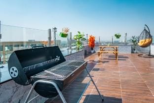 Terrace Apartment for 9 | Near Airport & Metro Vacation rental in Mumbai