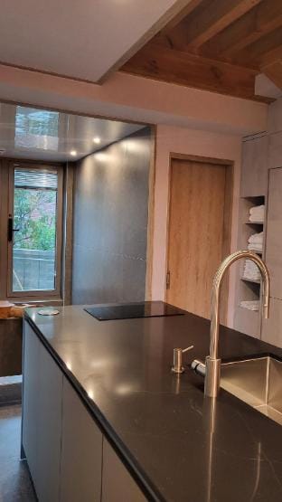 Chodang.Byeolhaejae_Luxury New Hanok, Vacation rental in South Korea