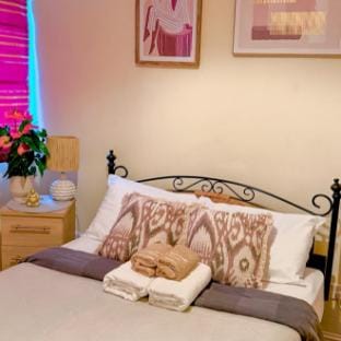 Heron Gate Comfort, Park and Pillow Vacation rental in Cork City