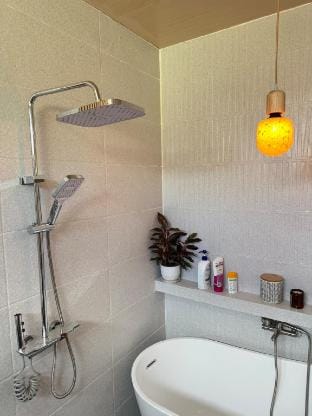 GreenTulip @ Eight10RedBars LIMA Vacation rental in Calabarzon