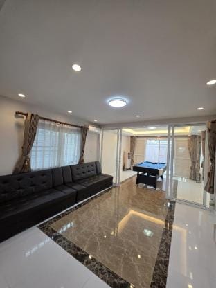 Sugar Beach Villa Bangsaen Villa in Chon Buri Changwat