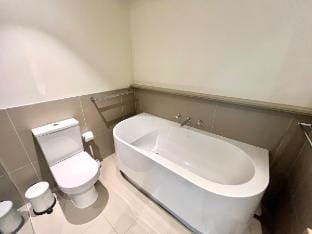 Docklands Comfy Modern Stay Vacation rental in Melbourne