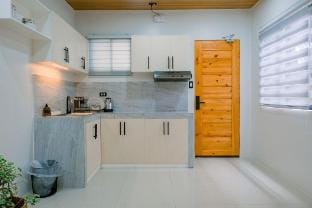 Entire home pool&bar bfast16pax accomdtn Vacation rental in Bacolod