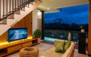 Paz Tropical Villa Ubud by Omkara Experience Villa in Sukawati