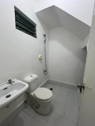 Richwood Homes (J PLACE UNIT 28) Apartment in Dumaguete