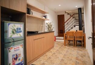 Free Laundry+Breakfast|3BRs|Rooftop|7' to Old Town Vacation rental in Hanoi