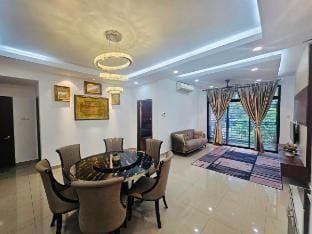 Aisyahmuslim Homestay Putrajaya Vacation rental in Putrajaya