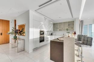 Luxury 2BR with Dubai Eye & Sea Views | One JBR Vacation rental in Dubai