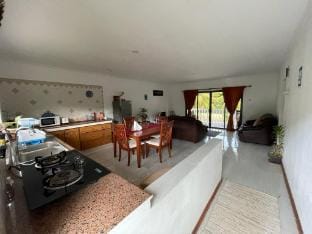 Les Forbans Apartment Vacation rental in Africa