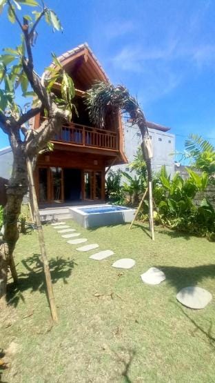 Kemuning Bukit - 2 floor wooden bungalow Ungasan Vacation rental in Bali