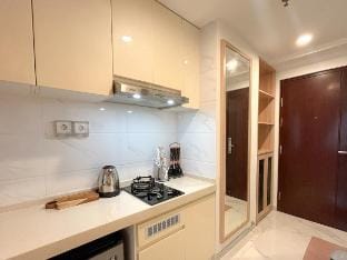 Comfy Studio Room @Sky House BSD Vacation rental in West Java