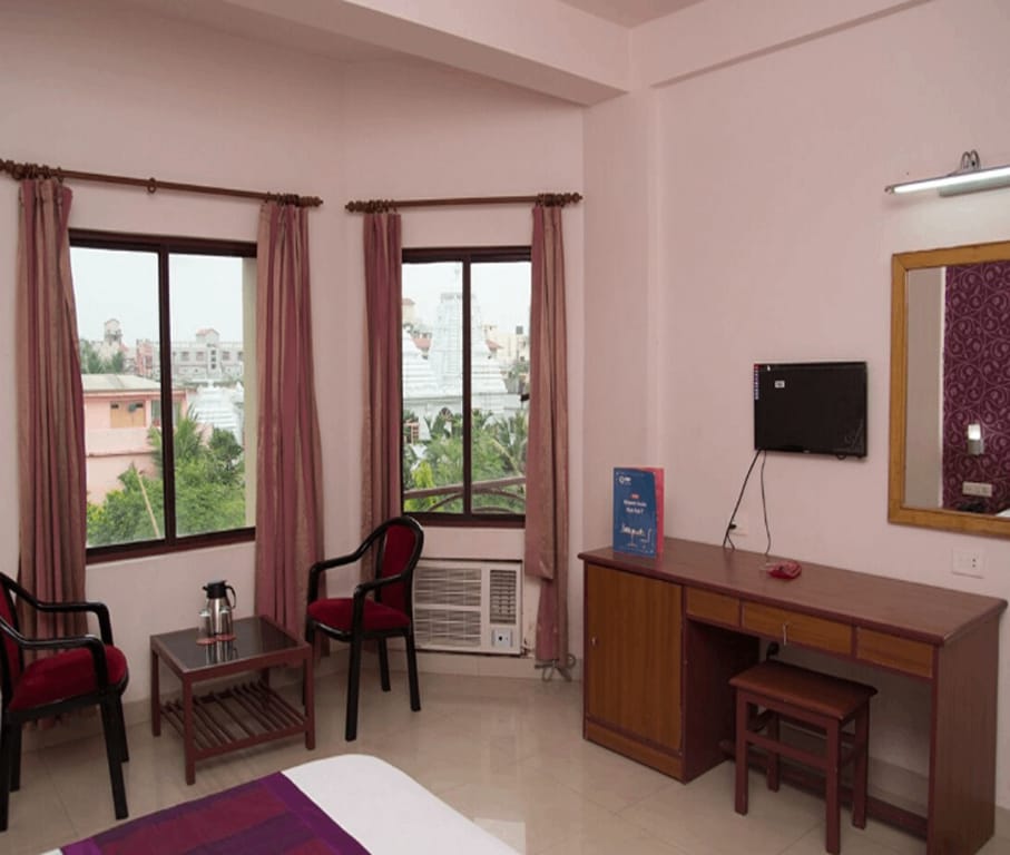 Hotel Rockbay - Near Sea Beach and Temple Hotel in Puri