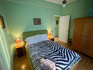 Acropolis view vintage flat Vacation rental in Athens