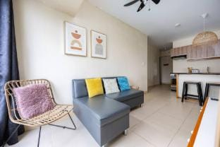 2-Bedroom Retreat in Avida Riala Prime Location Apartment in Lapu-Lapu City