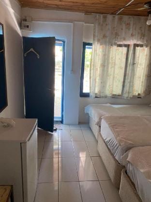 Three-Person Room/Kalemi Pnasiyon(803) Vacation rental in Turkey