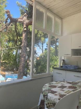 Three-Person Room/Kalemi Pansiyon (403) Vacation rental in Turkey