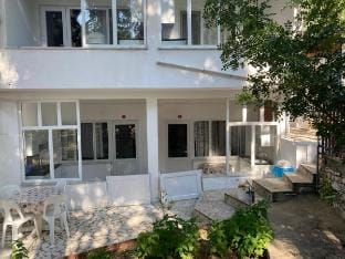 Three-Person Room/Kalemi Pansiyon(203) Vacation rental in Turkey