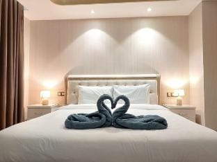 Urban Oasis Gateway @OneEuphoria 8 Vacation rental in Angeles
