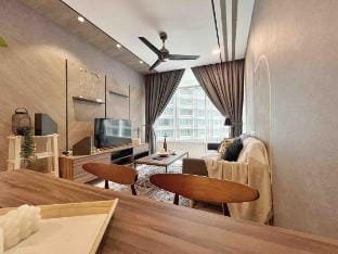 KLCC Modern 3BR Apt Suite | 1 Min to Twin Tower Vacation rental in Federal Territory of Kuala Lumpur