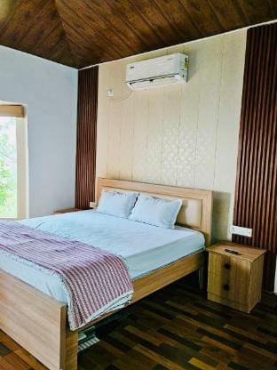 Whispering Pine Villa Villa in Uttarakhand
