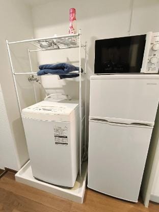 A広い空間、近栄、2駅利用可、買物便利 Apartment in Nagoya