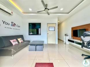 Rufus Suite. Palazio @Studio 2Pax near Aeon&Toppen Vacation rental in Johor Bahru