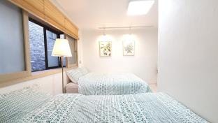[Hongdae #EE] 홍대입구역 #3룸 #화장실2개 #연트럴파크 Vacation rental in Seoul