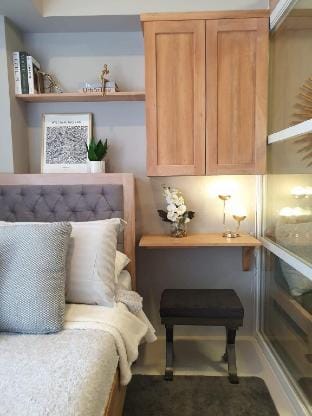 Modern Wooden Finish Homey-Vibe Condo Vacation rental in Lapu-Lapu City