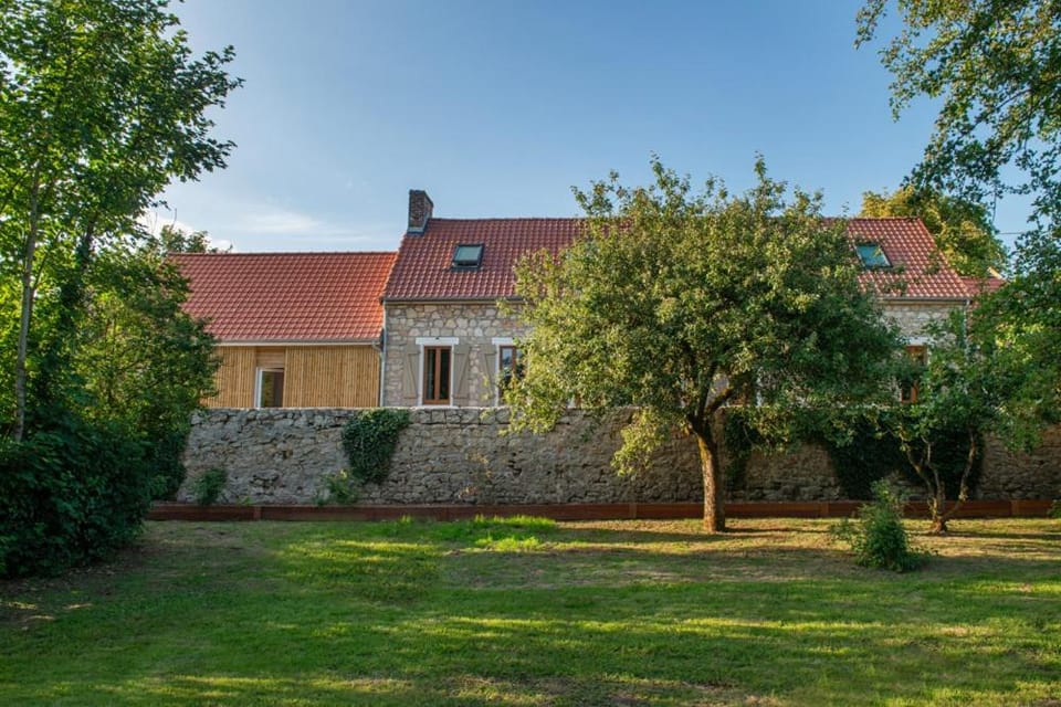 Blackwood - Domaine insolite Vacation rental in Hauts-de-France