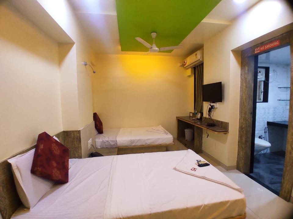 Happy Homely Stay Hotels Hotel in Pune